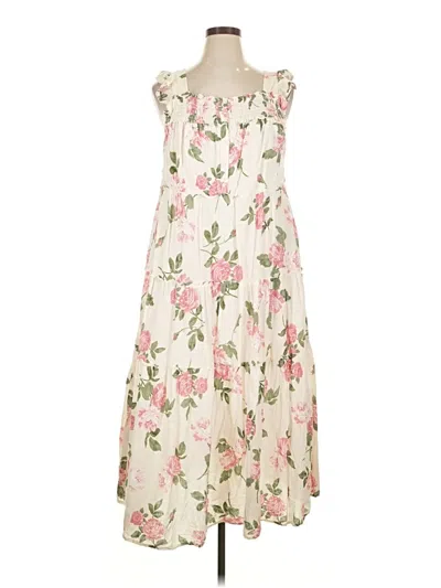 Pre-owned Old Navy Casual Dress In White