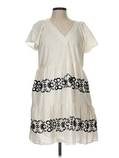 Pre-owned Old Navy Casual Dress In White