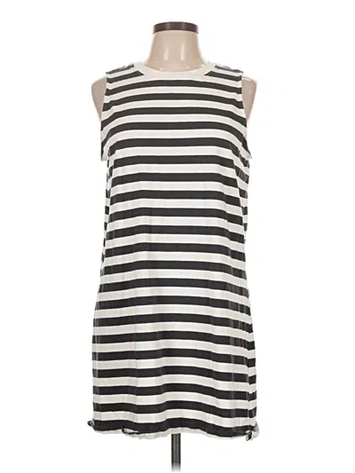 Pre-owned Old Navy Casual Dress In White