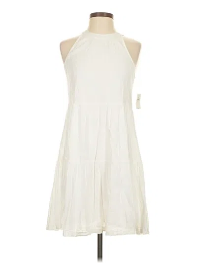 Old Navy Casual Dress In White