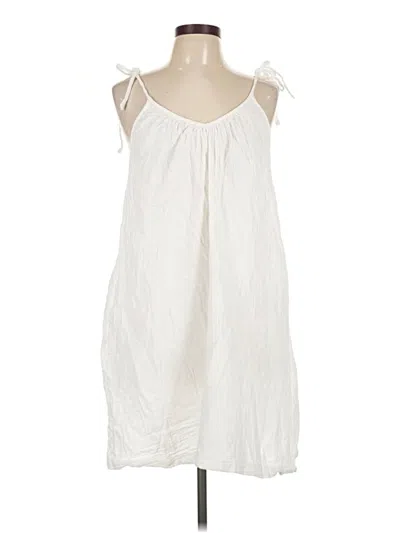 Pre-owned Old Navy Casual Dress In White