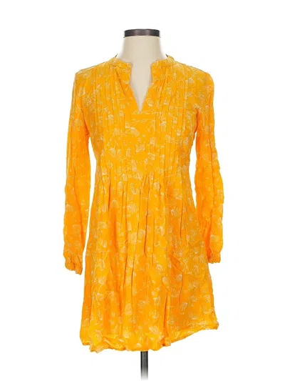 Pre-owned Old Navy Casual Dress In Yellow