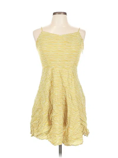 Pre-owned Old Navy Casual Dress In Yellow