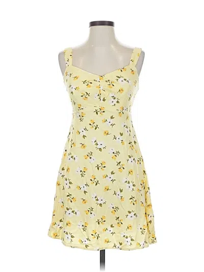 Pre-owned Old Navy Casual Dress In Yellow