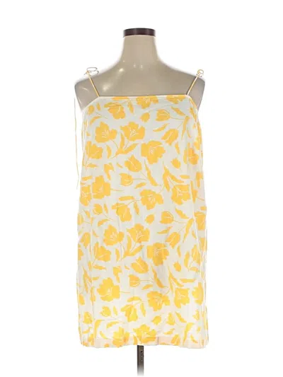 Pre-owned Old Navy Casual Dress In Yellow
