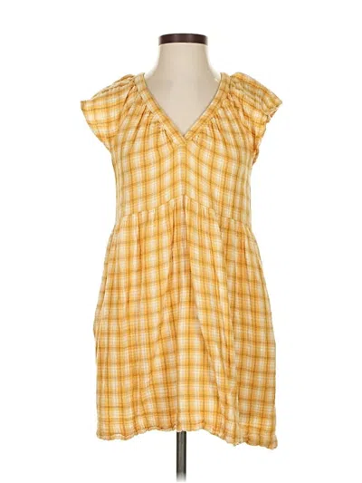 Pre-owned Old Navy Casual Dress In Yellow