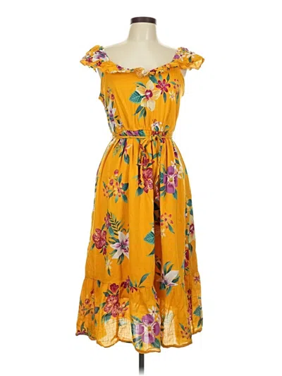 Pre-owned Old Navy Casual Dress In Yellow
