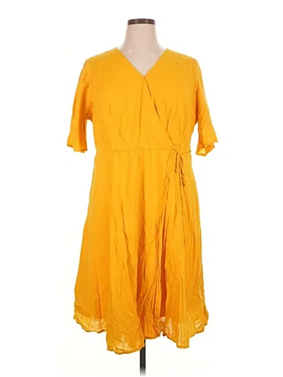 Pre-owned Old Navy Casual Dress In Yellow