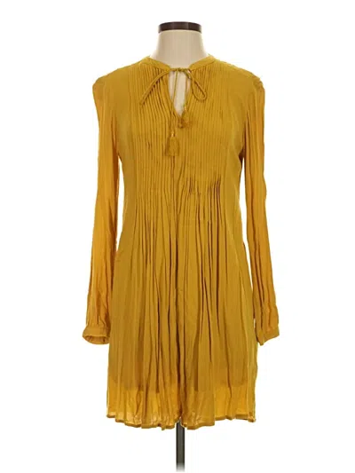 Pre-owned Old Navy Casual Dress In Yellow
