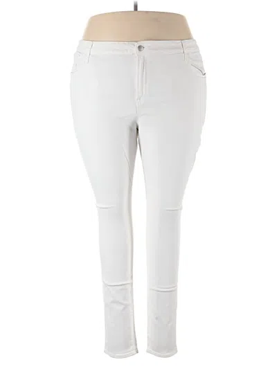 Pre-owned Old Navy Casual Pants In White