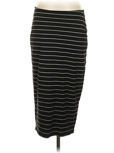 Pre-owned Old Navy Casual Skirt In Black