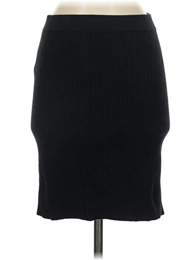Pre-owned Old Navy Casual Skirt In Black