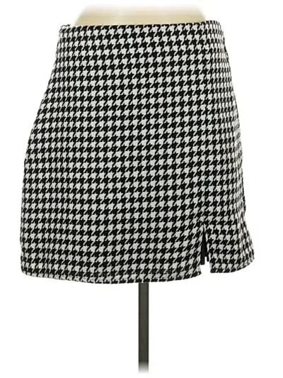 Pre-owned Old Navy Casual Skirt In Black
