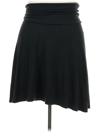Pre-owned Old Navy Casual Skirt In Black
