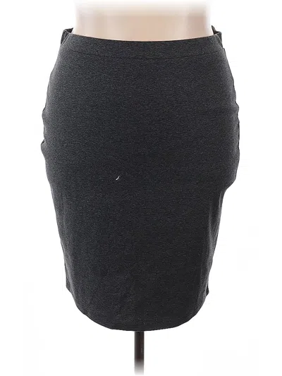 Pre-owned Old Navy Casual Skirt In Gray