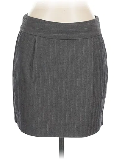 Pre-owned Old Navy Casual Skirt In Gray