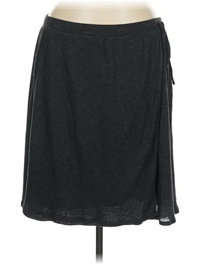 Pre-owned Old Navy Casual Skirt In Gray