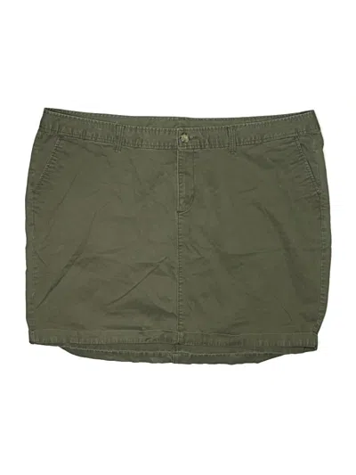 Pre-owned Old Navy Casual Skirt In Green