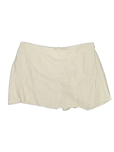 Pre-owned Old Navy Casual Skirt In Ivory