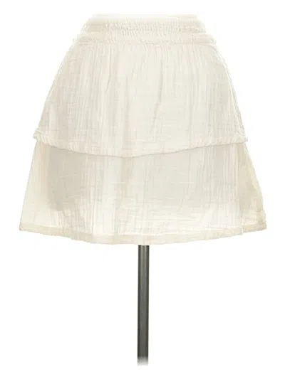Pre-owned Old Navy Casual Skirt In Ivory