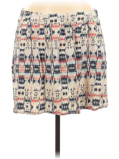Pre-owned Old Navy Casual Skirt In White