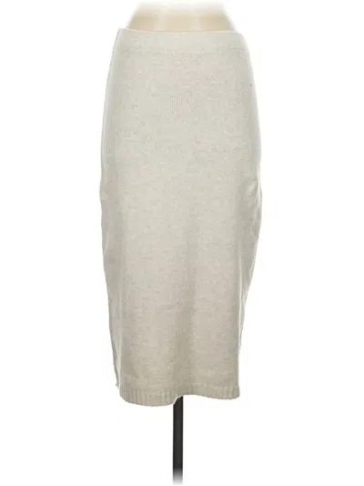 Pre-owned Old Navy Casual Skirt In White