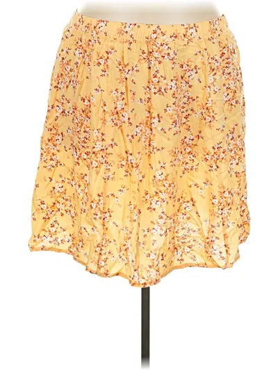 Pre-owned Old Navy Casual Skirt In Yellow