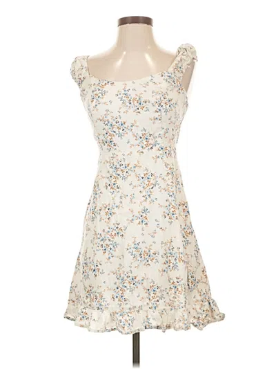 Pre-owned Old Navy Cocktail Dress In Ivory