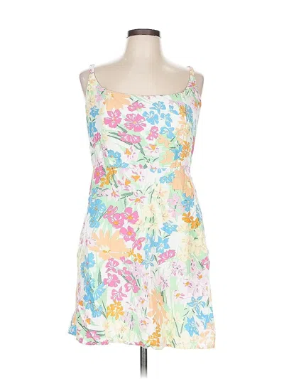 Pre-owned Old Navy Cocktail Dress In White