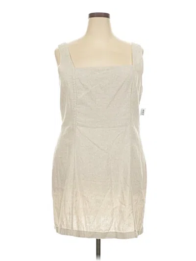 Pre-owned Old Navy Cocktail Dress In White