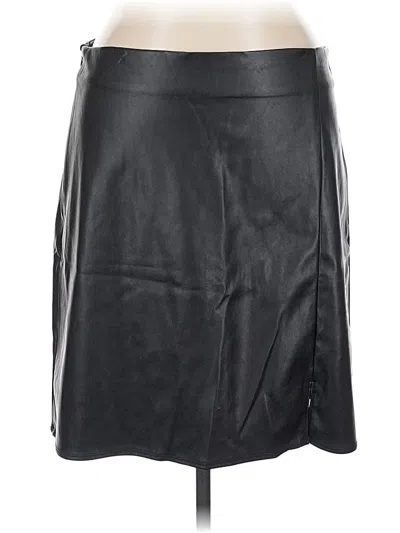 Pre-owned Old Navy Faux Leather Skirt In Black