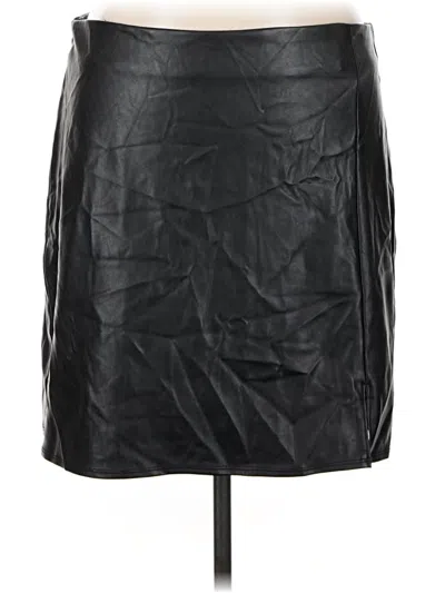 Pre-owned Old Navy Faux Leather Skirt In Black