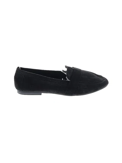 Pre-owned Old Navy Flats In Black