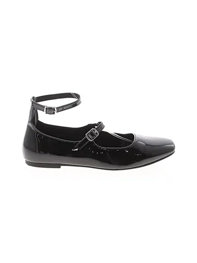Pre-owned Old Navy Flats In Black