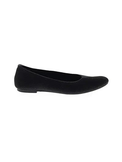 Pre-owned Old Navy Flats In Black