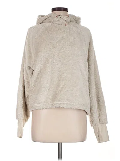 Pre-owned Old Navy Fleece Jacket In Ivory