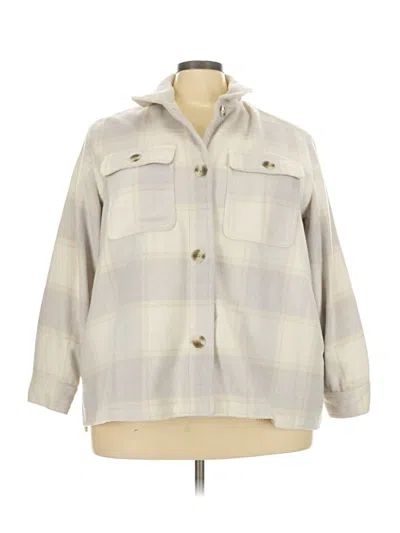 Pre-owned Old Navy Fleece Jacket In White