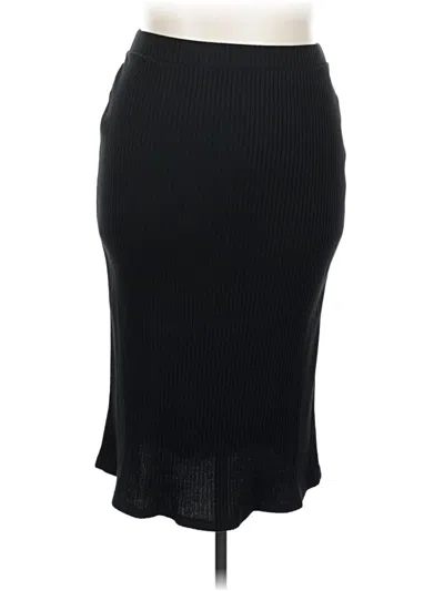 Pre-owned Old Navy Formal Skirt In Black