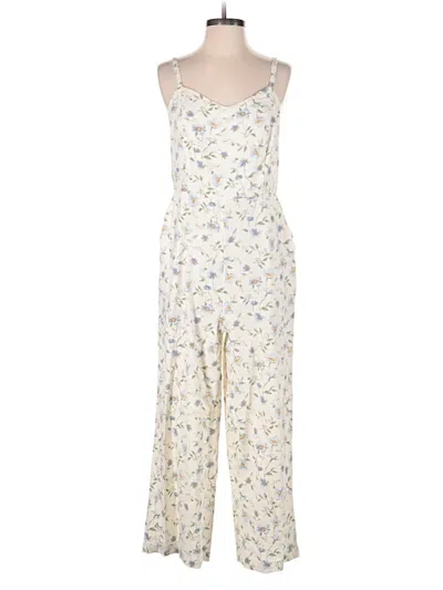 Pre-owned Old Navy Jumpsuit In White