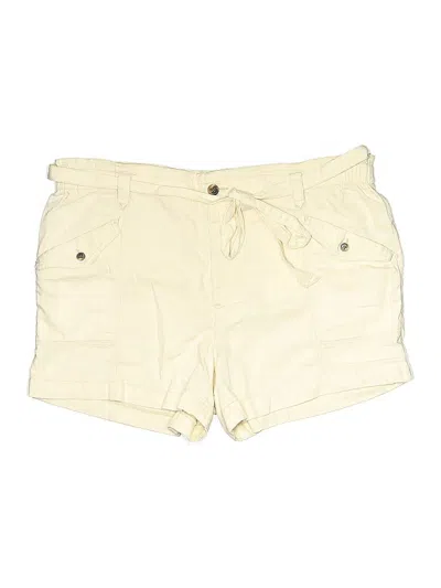 Pre-owned Old Navy Khaki Shorts In White