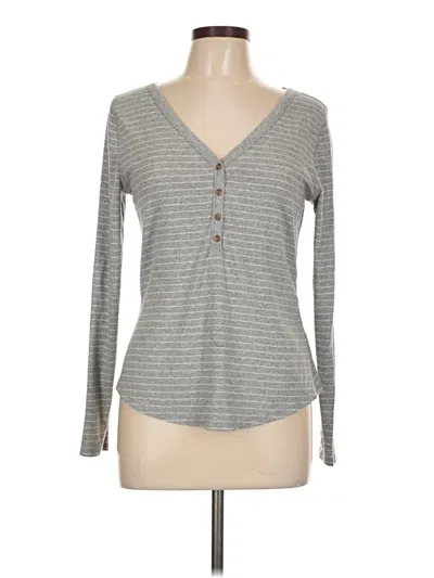 Pre-owned Old Navy Long Sleeve Henley Shirt In Gray