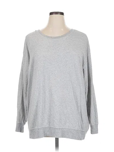Pre-owned Old Navy Long Sleeve T-shirt In Gray