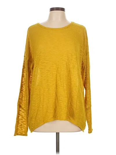 Pre-owned Old Navy Long Sleeve T-shirt In Gold