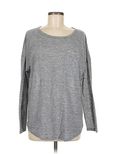 Pre-owned Old Navy Long Sleeve T-shirt In Gray