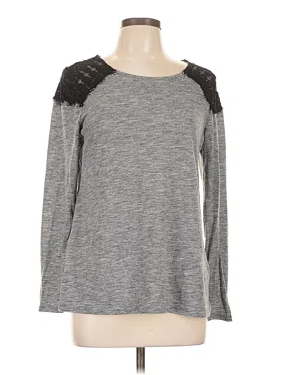 Pre-owned Old Navy Long Sleeve T-shirt In Gray