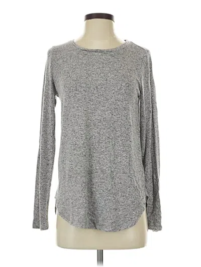 Pre-owned Old Navy Long Sleeve T-shirt In Gray