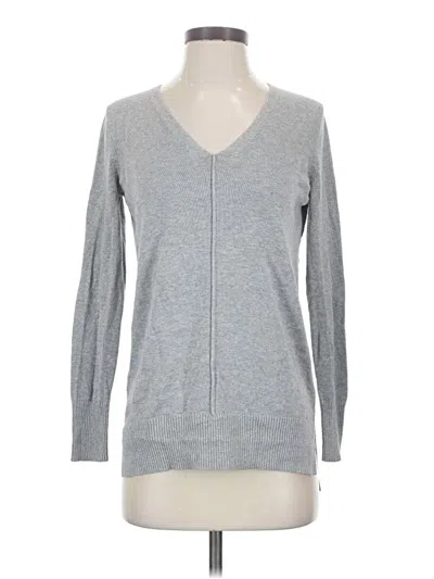 Pre-owned Old Navy Long Sleeve T-shirt In Gray