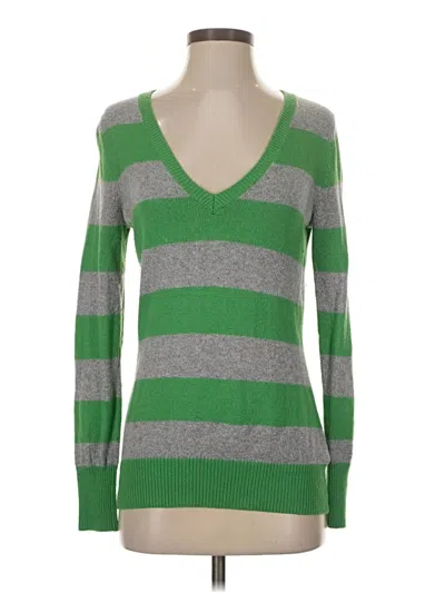 Pre-owned Old Navy Long Sleeve T-shirt In Green
