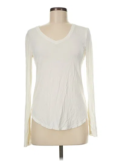 Pre-owned Old Navy Long Sleeve T-shirt In Ivory
