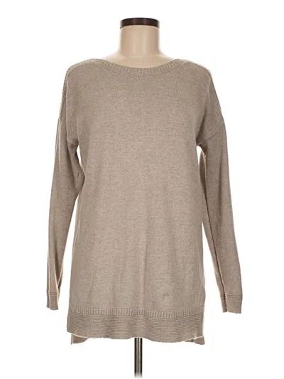 Pre-owned Old Navy Long Sleeve T-shirt In Tan